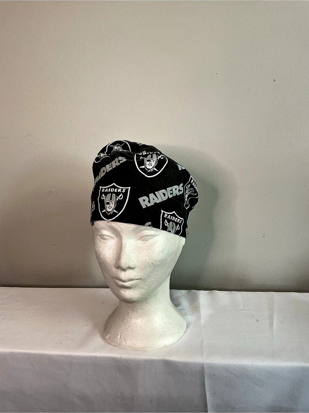 Las Vegas Raiders Print Black & White Hat